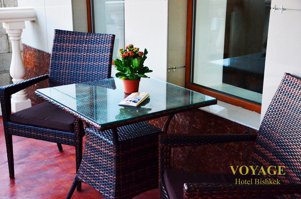 Voyage Hotel Бішкек Екстер'єр фото