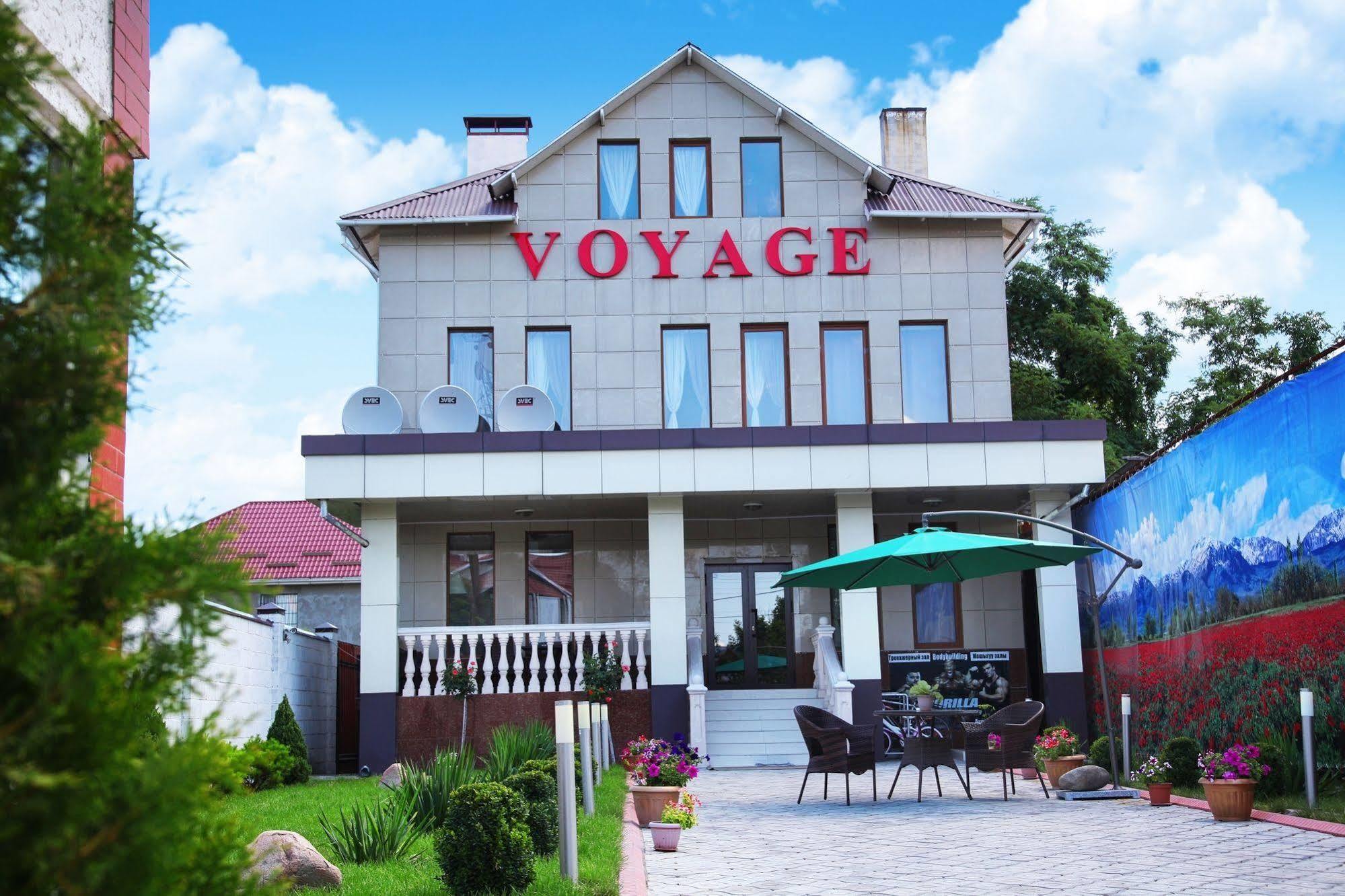 Voyage Hotel Бішкек Екстер'єр фото